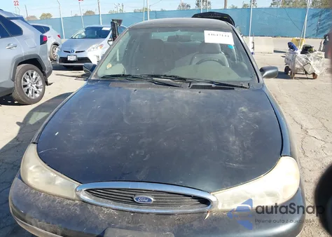 1998 Ford Contour from USA, damaged, VIN 1FAFP66L8WK269070